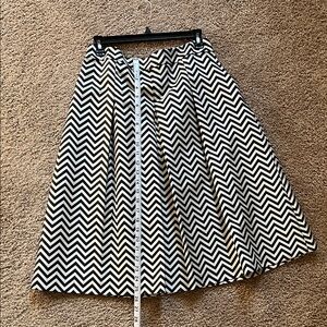 Halogen Black and White Chevron A-Line Skirt